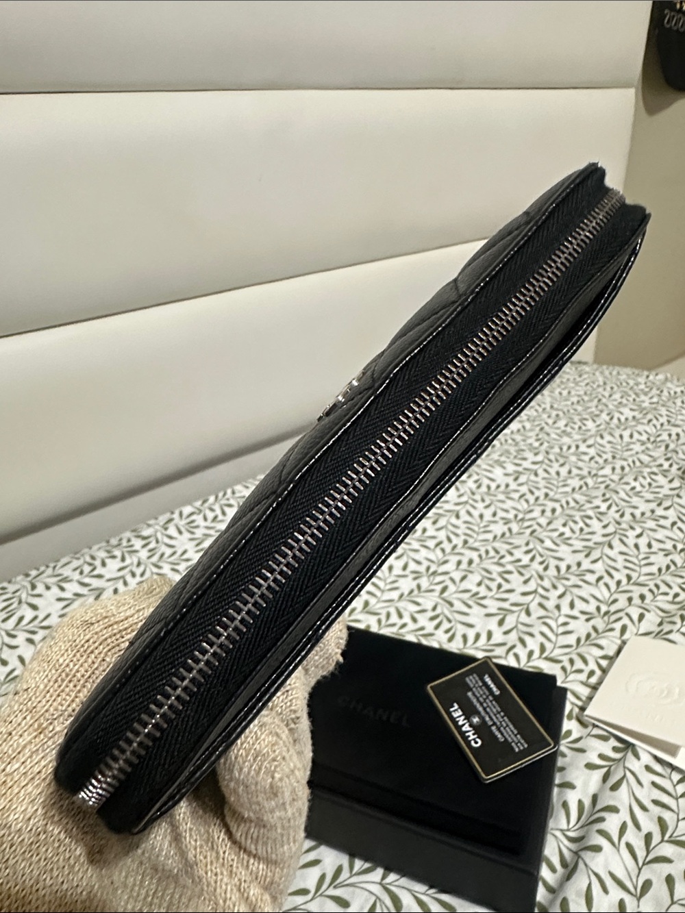 CHANEL Black Quilted Caviar Leather Zip-Around Wallet with CC Logo - Picture 6 of 15